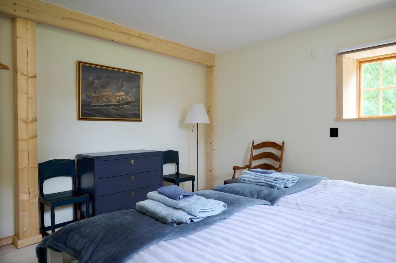 Villa Spectacular 6-Bed House In Beautiful Manor Park à Mariefred Extérieur photo