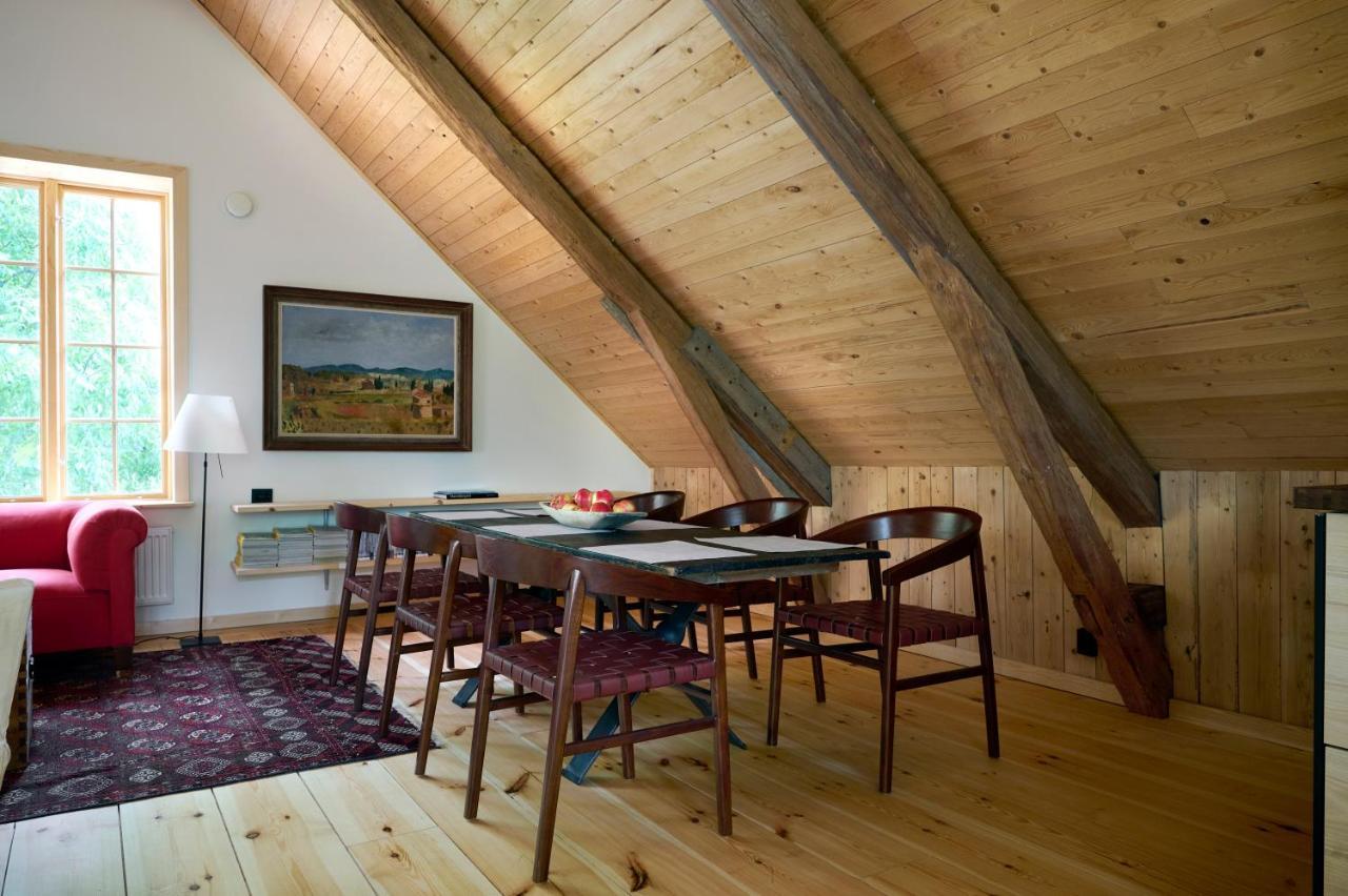 Villa Spectacular 6-Bed House In Beautiful Manor Park à Mariefred Extérieur photo
