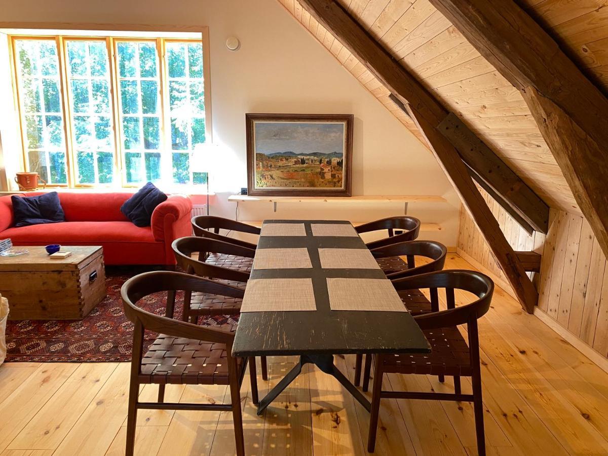 Villa Spectacular 6-Bed House In Beautiful Manor Park à Mariefred Extérieur photo